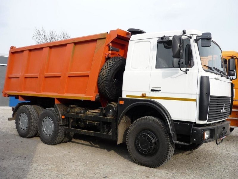 Самосвал МАЗ 5516а5-380