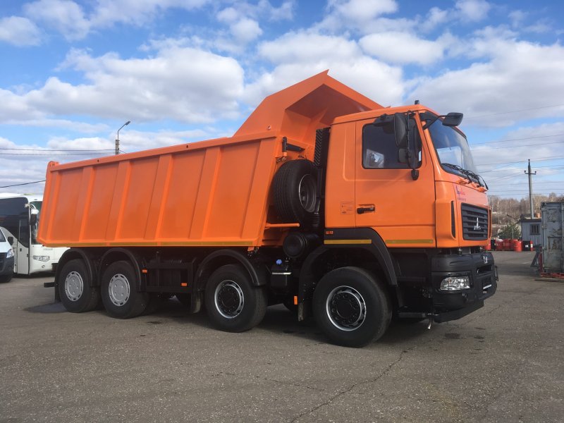 Самосвал МАЗ 6516с9-521-005