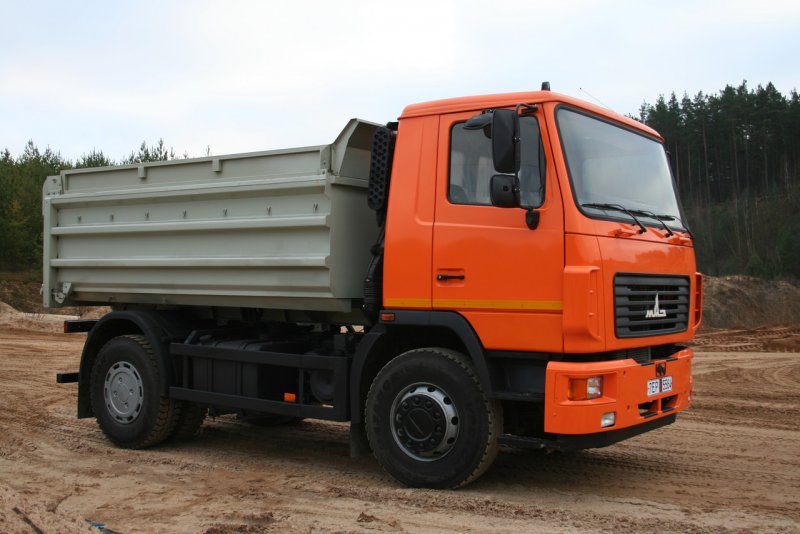 Самосвалы МАЗ 5550в3