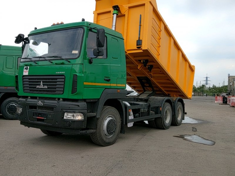 Самосвал 6х4 МАЗ 650128-8520-000