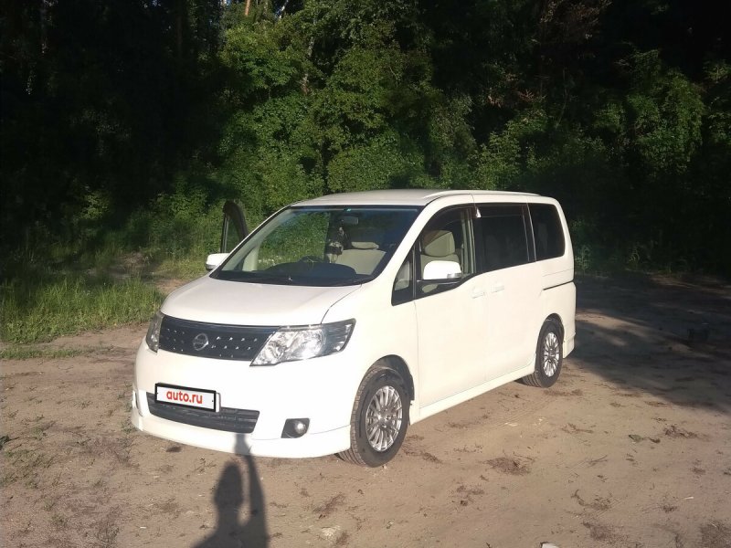 Nissan Serena 2009