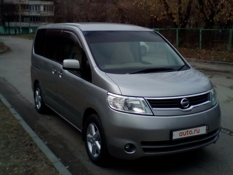 Ниссан Серена c25