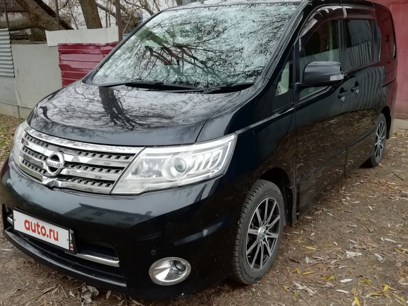 Nissan Serena III