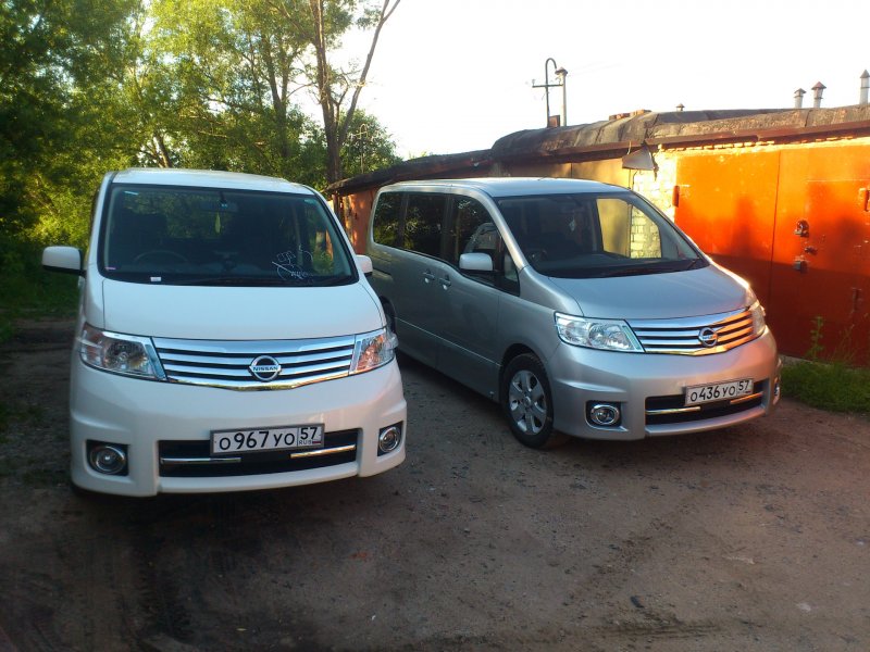 Nissan Serena 25 кузов