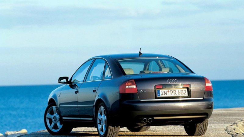 Audi a4 b4 седан