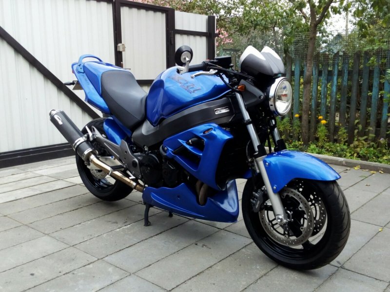 Honda x11
