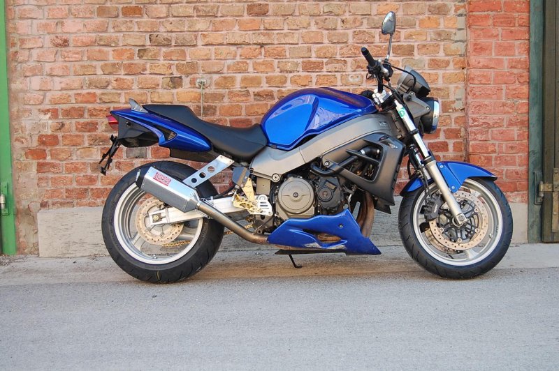Honda x11 2001