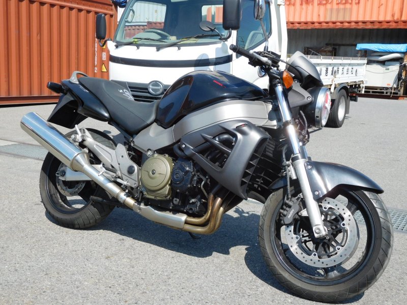 Honda x11