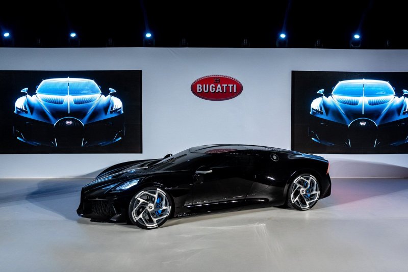 Bugatti Centodieci Криштиану Роналду