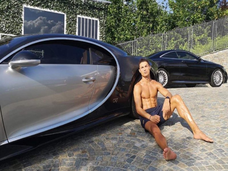 Бугатти Роналду 2021