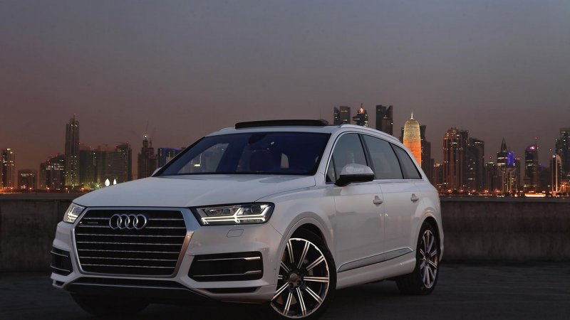 Audi q7 2017 белая