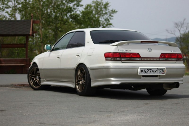Toyota Mark 2 100 кузов