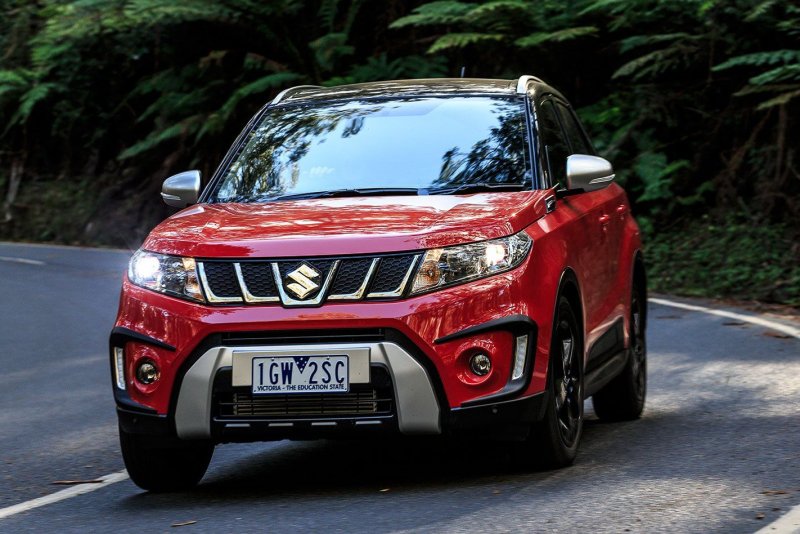 Suzuki Vitara кроссовер