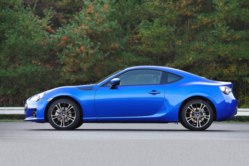 Subaru купе BRZ