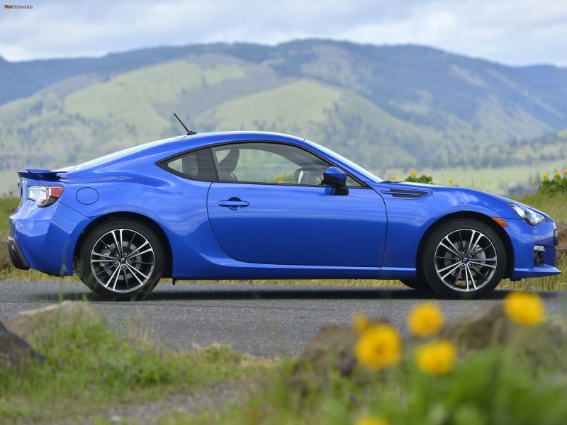 Субару купе BRZ