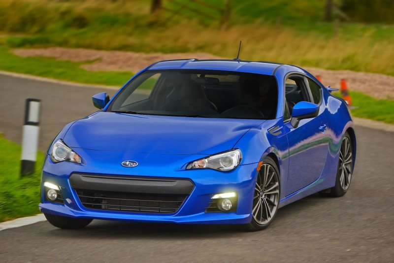 Субару BRZ 2014