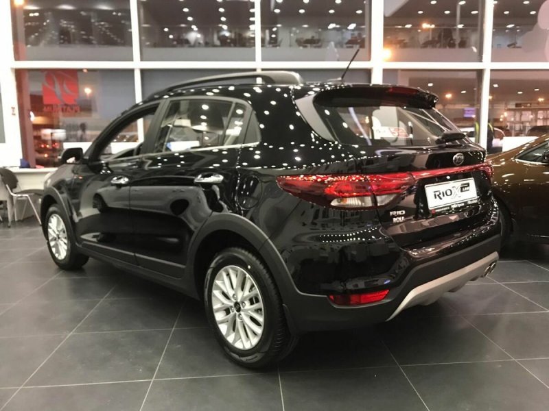 Kia Rio x-line 2020 черный