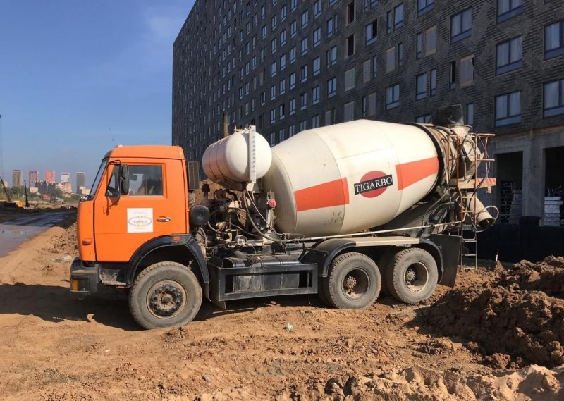 КАМАЗ 53229 миксер