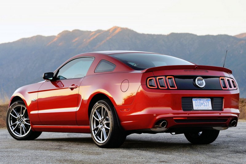 Ford Mustang gt 2012