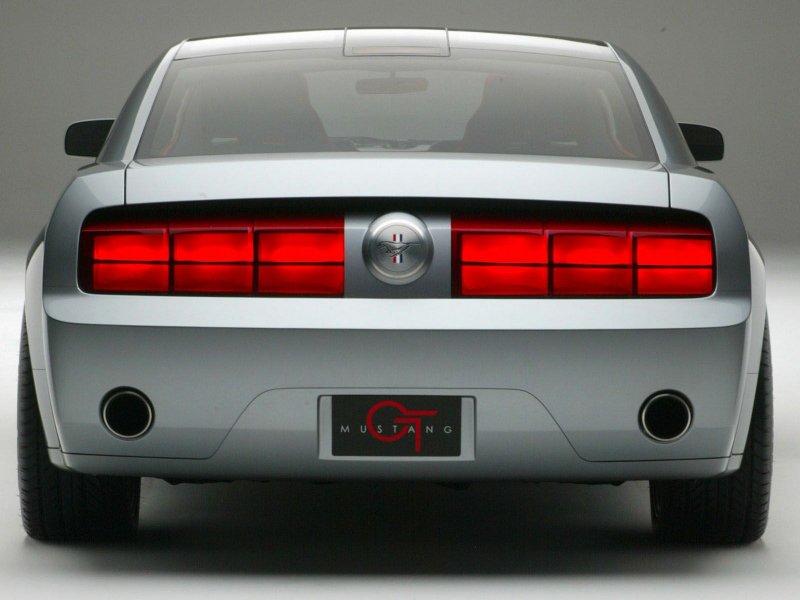 Концепты Ford Mustang 2005