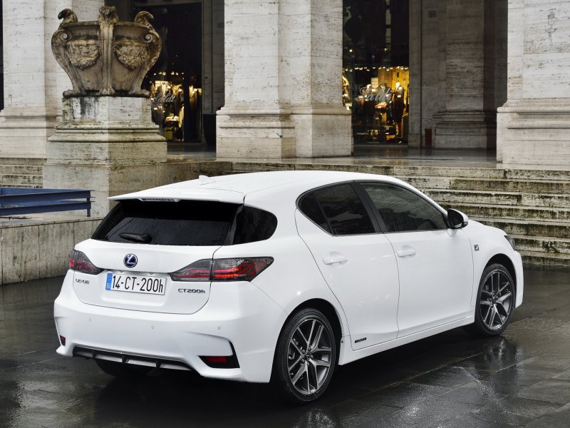 Lexus CT I 200h