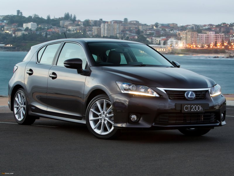 Lexus ct200h 2011