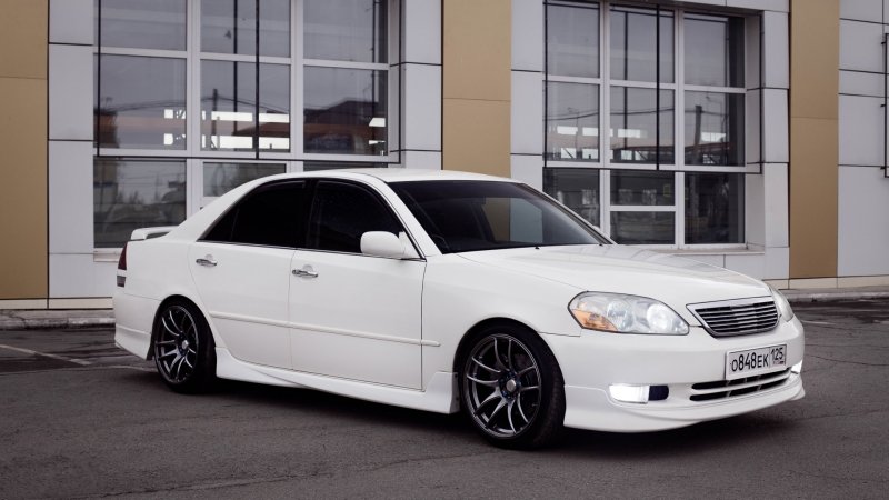 Toyota Mark II 110 кузов