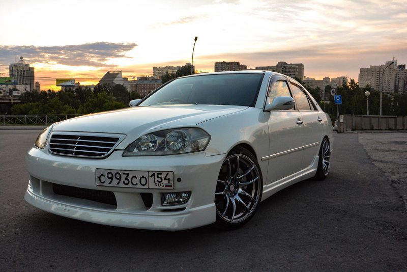 Toyota Mark 2 110