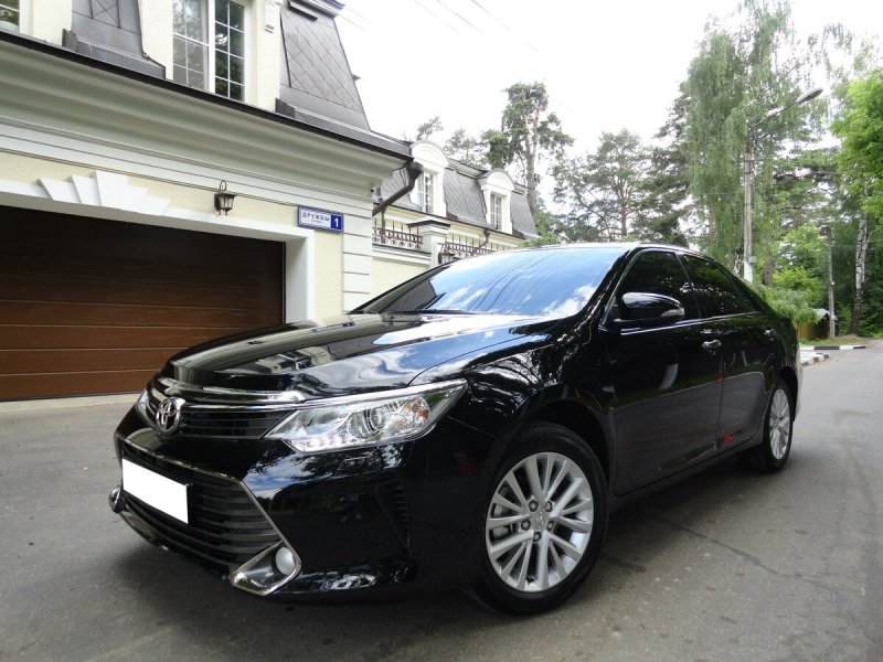 Toyota Camry xv50 черная