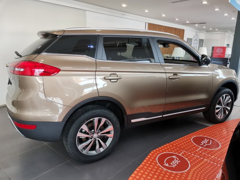 Geely Atlas 2021
