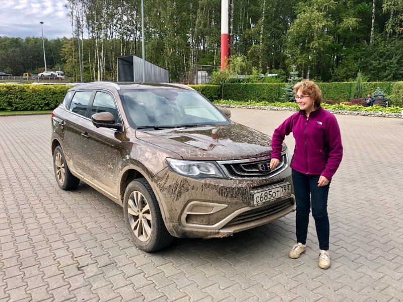Geely Atlas 2021дифлектр