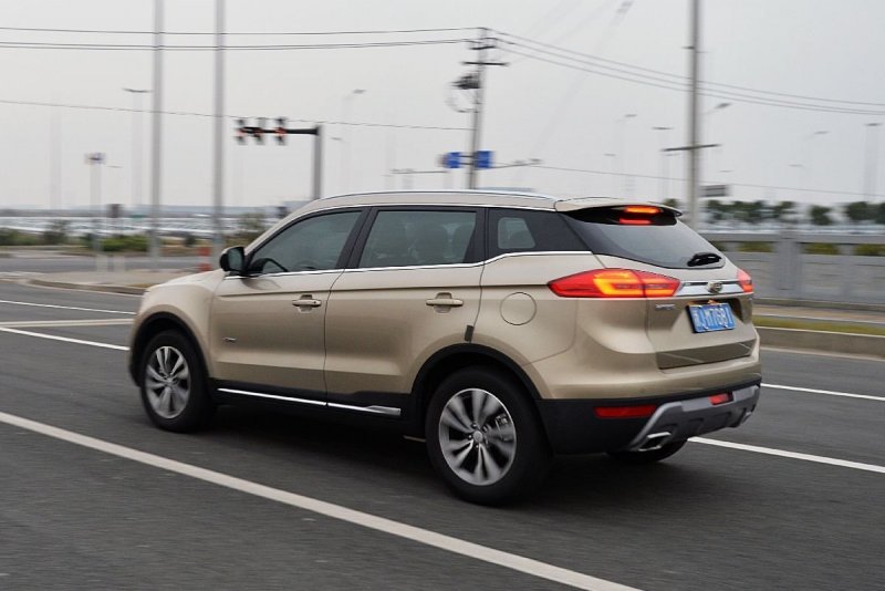 Поднять Geely