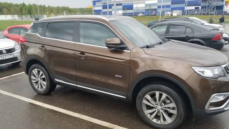 Geely Atlas тонировка