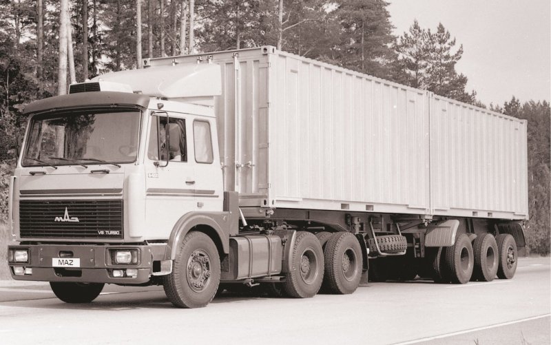 Грузовик МАЗ 6422