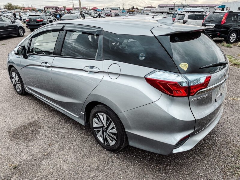 Honda Shuttle Hybrid 2017