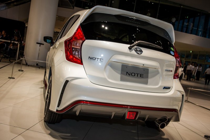 Nissan Note Nismo 2015
