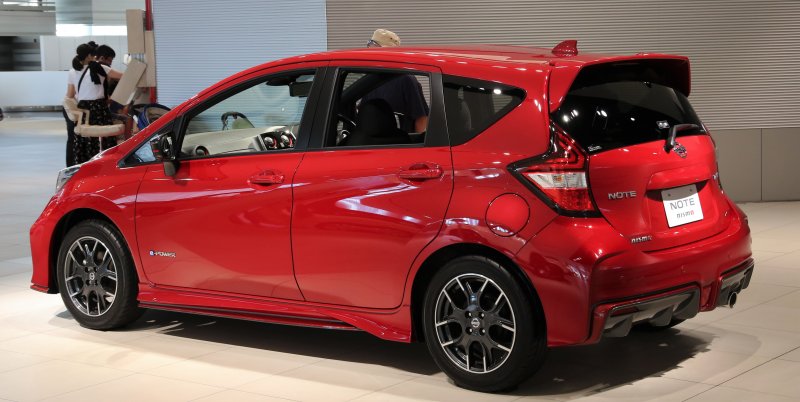 Nissan Note e Power r17