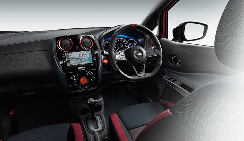 Nissan Note Nismo 2017 салон