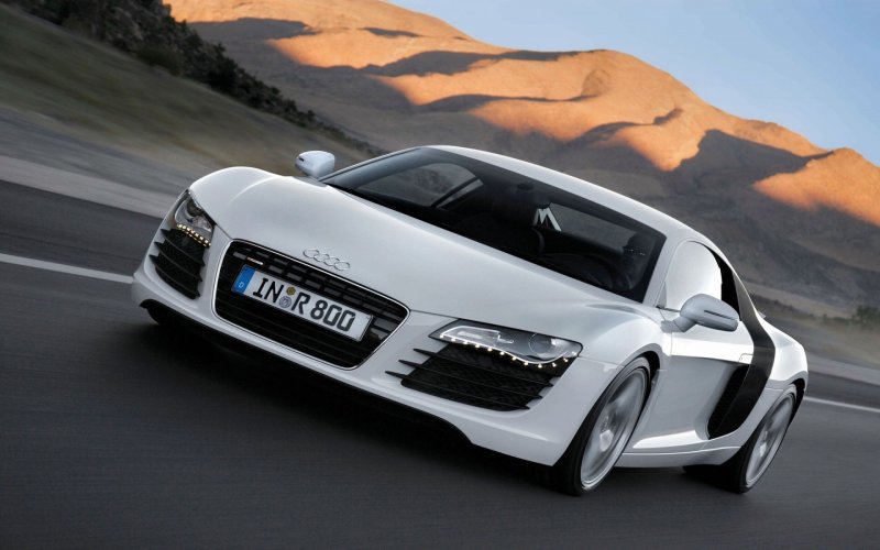 Ауди спорткар r8