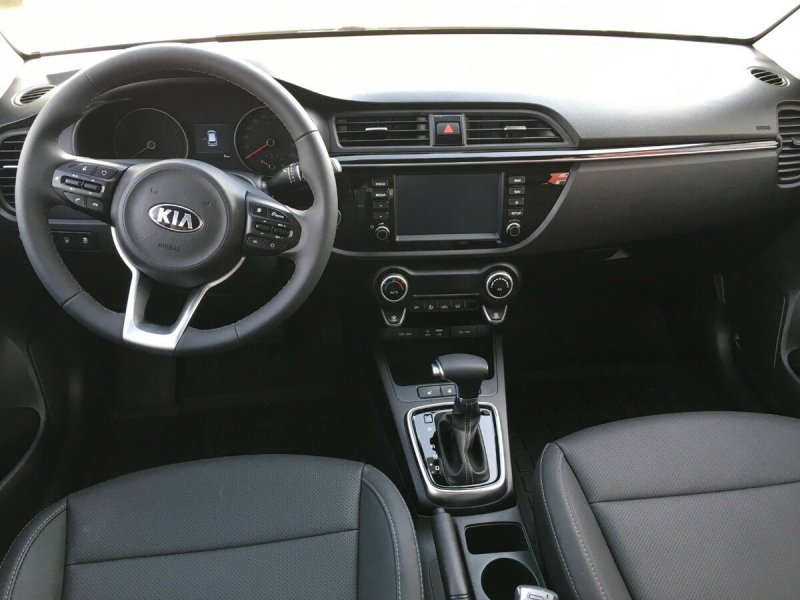 Kia Rio x line 2019 комплектация Luxe