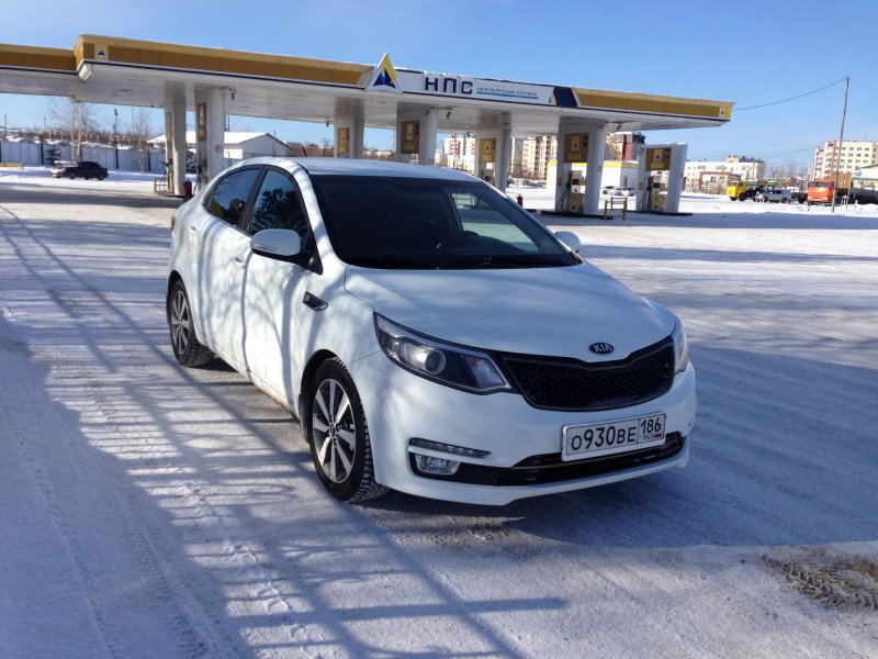 Kia Rio Premium 1.6 at