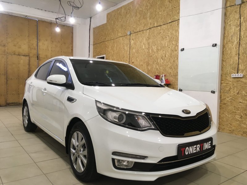 Kia Rio Premium белый
