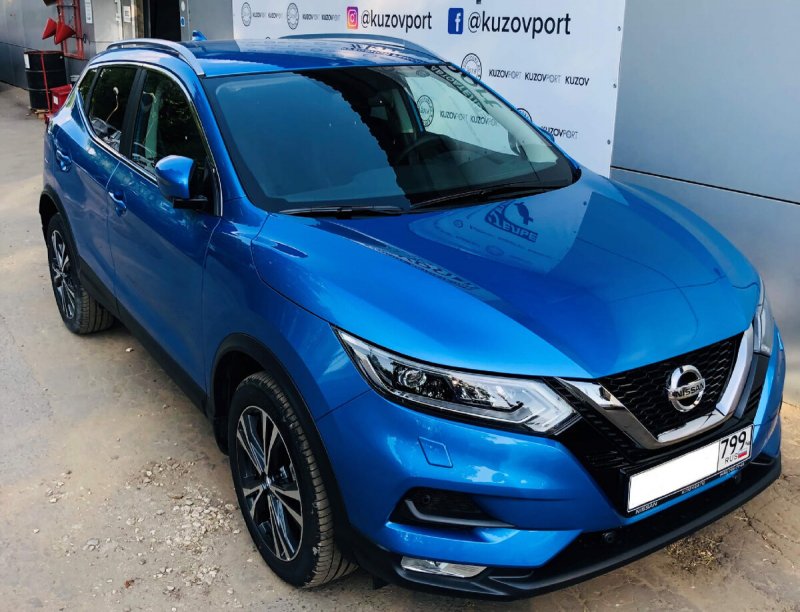 Nissan Qashqai голубой металлик
