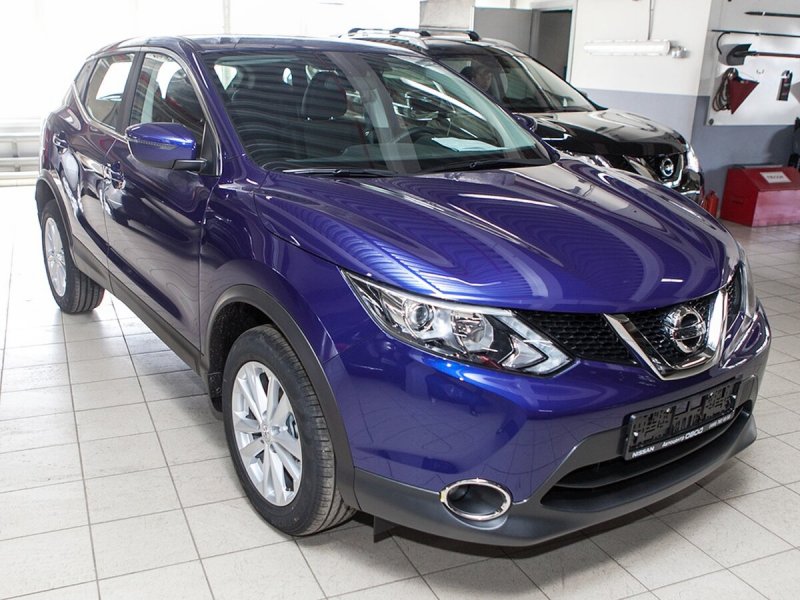 Nissan Qashqai 2018 синий