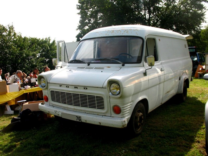 Ford Transit mk1 Funeral