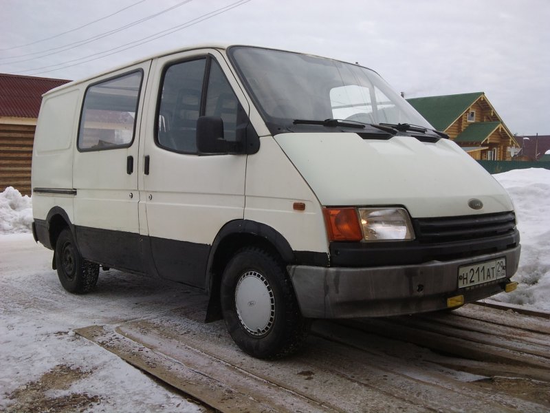 Ford Transit mk2