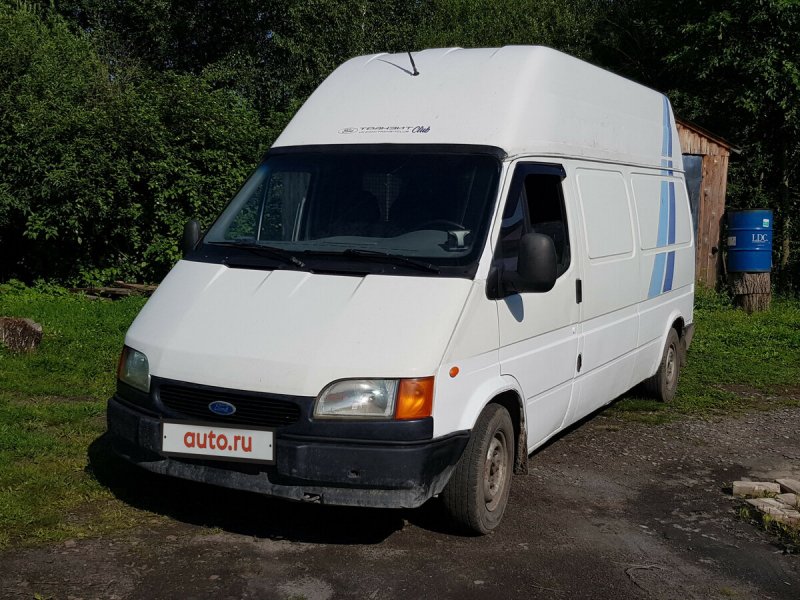 Ford Transit 1990 года