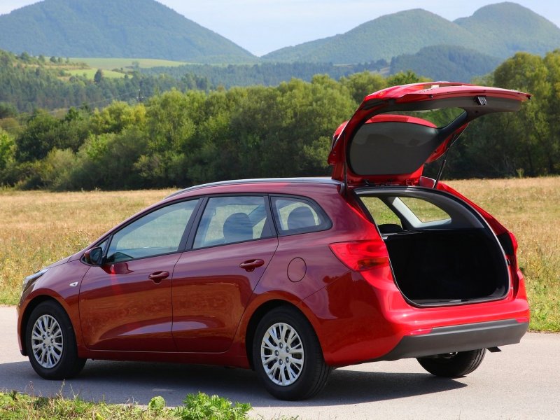 Kia Ceed SW 2012