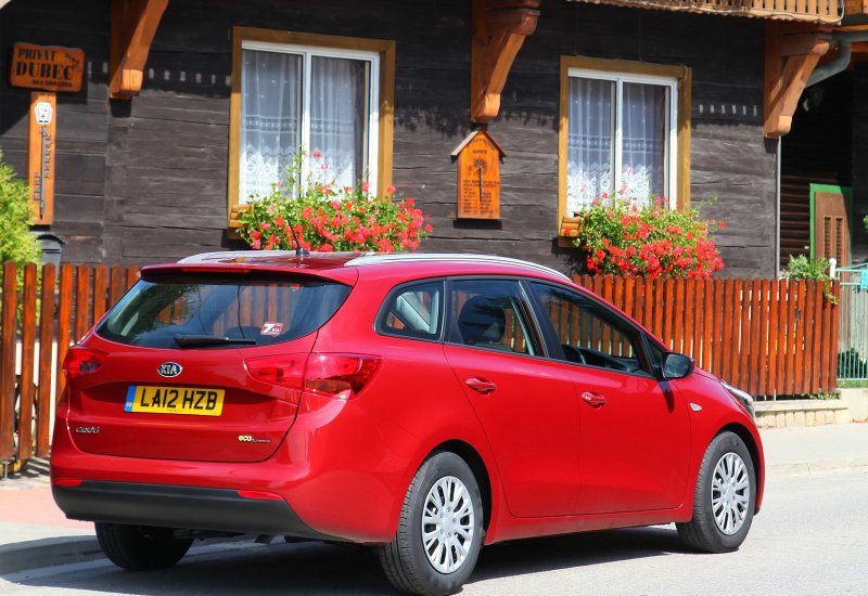 Kia Ceed SW 2013