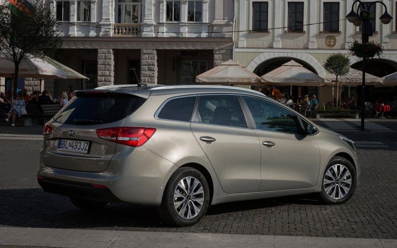Kia Ceed универсал св